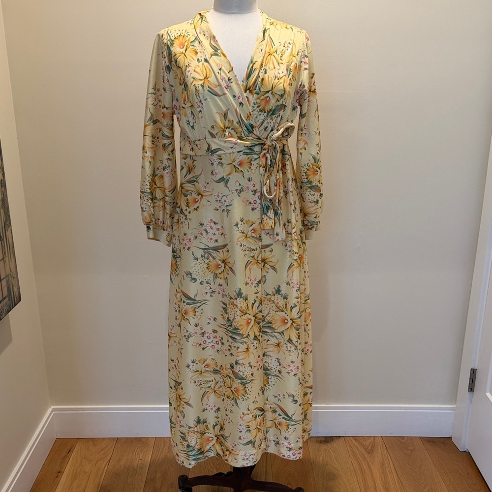 Vintage Floral Print Women's Robe